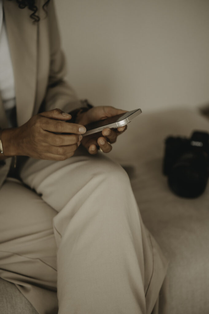 Kita-Fotografin und Coaching begleitet Fotografinnen beim Einstieg in die Kindergartenfotografie und den Aufbau eines planbaren Foto-Business.